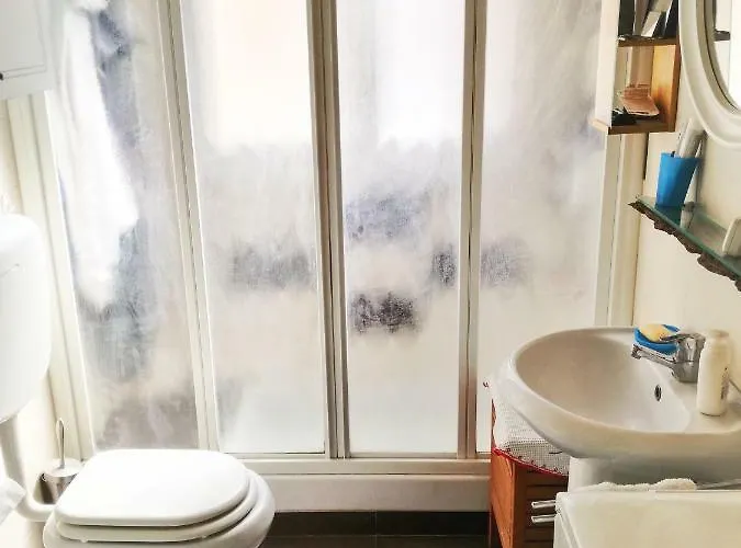 לינה וארוחת בוקר D'or *